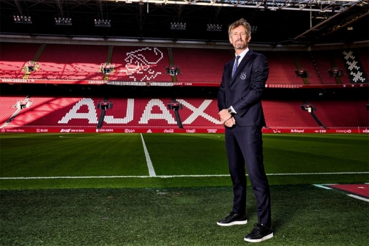 Ajax'ta Edwin van der Sar, CEO'luk g&ouml;revinden ayrıldı