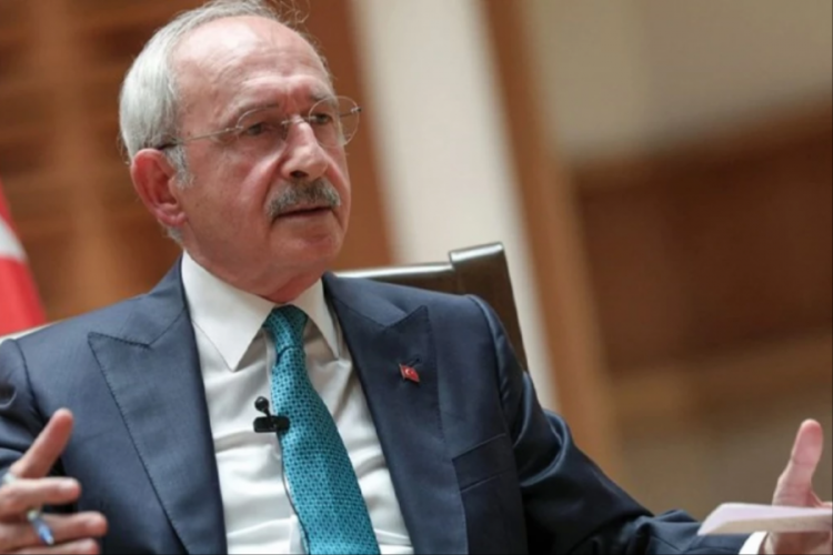 CHP'de kritik isim odasını boşalttı