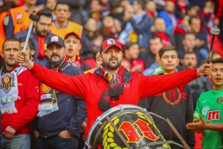 Eskişehirspor taraftarından hassasiyet &ccedil;ağrısı