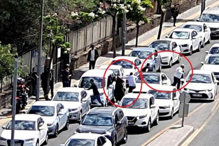 Diyarbakır'da duruşma &ccedil;ıkışı, tekmeli yumruklu kavga