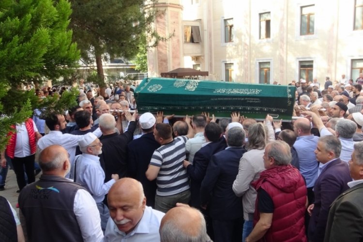 Şair Cengiz Numanoğlu Bursa'da son yolculuğuna uğurlandı