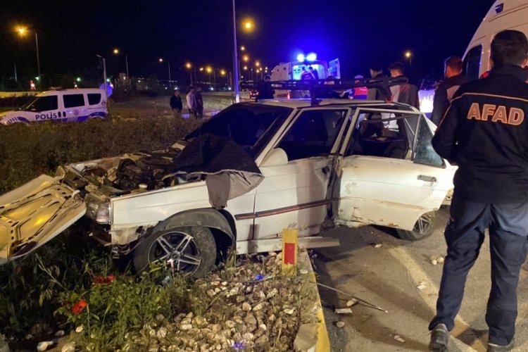 Erzincan'da trafik kazası: &Ccedil;ok sayıda yaralı var