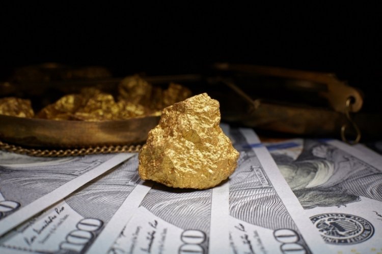 Dolar ve altın gece yarısı u&ccedil;tu