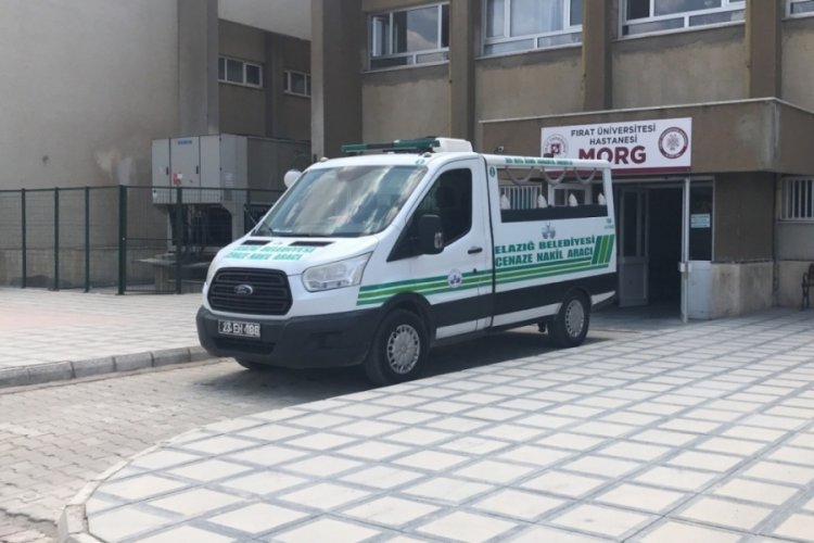 Elazığ'da patpat motoru devrildi: 1 &ouml;l&uuml;, 1 yaralı