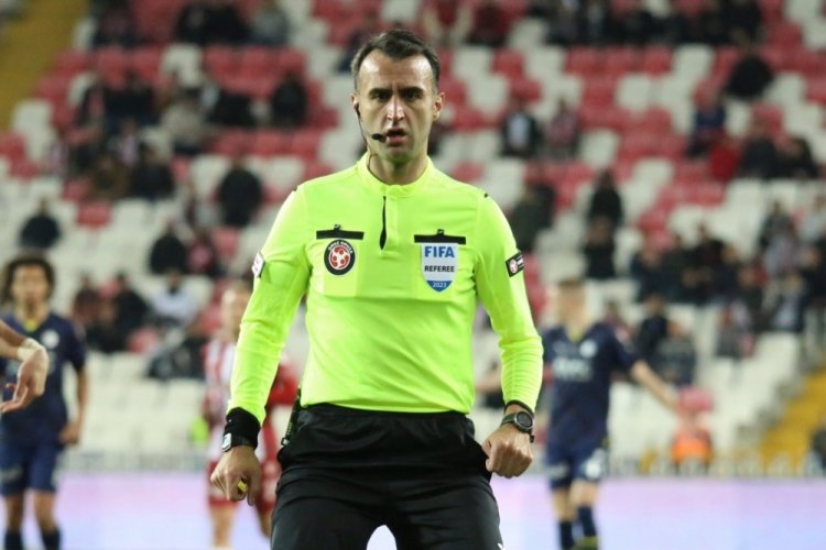 Almanya - Fransa arasında oynanacak final ma&ccedil;ını Atilla Karaoğlan y&ouml;netecek