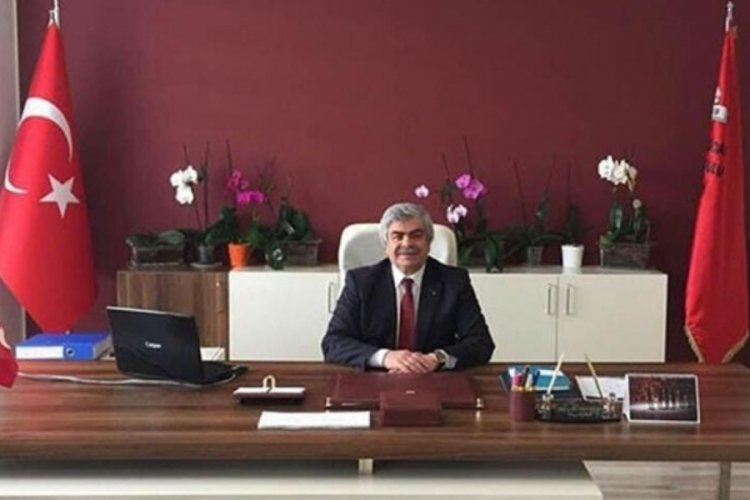 Baş&ouml;rt&uuml;l&uuml; depremzede &ouml;ğrenciyi kaydetmediği iddia edilen m&uuml;d&uuml;re beraat