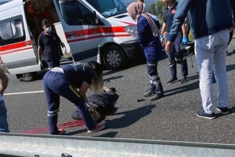 Muğla'da kamyonetle &ccedil;arpışan motosikletli hayatını kaybetti