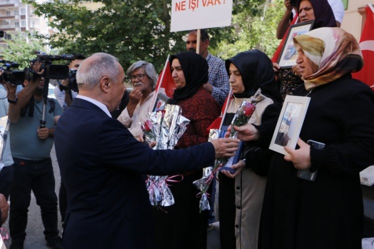 Cumhur İttifakı'nda yer alan DSP'den Diyarbakır annelerine ziyaret