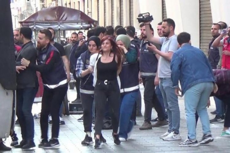 İstanbul Taksim'deki izinsiz y&uuml;r&uuml;y&uuml;şe 59 g&ouml;zaltı