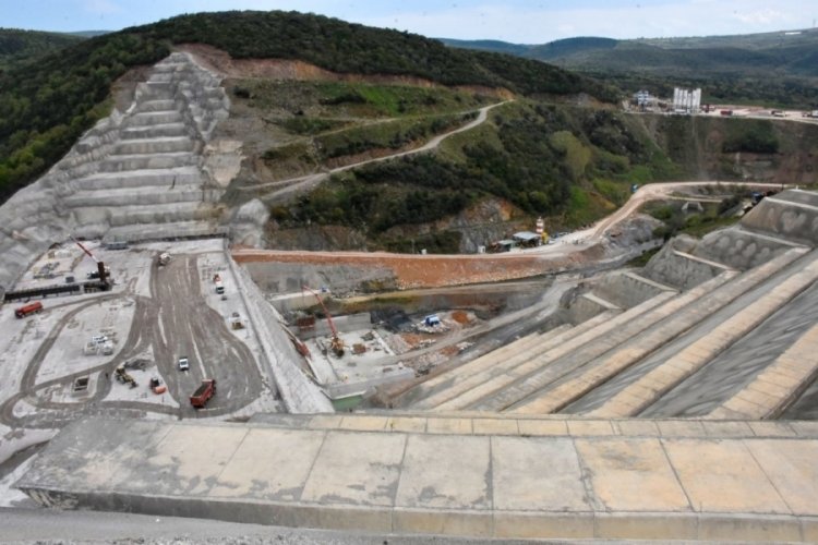 Bursa'da G&ouml;lecik Barajında &ccedil;alışmalar s&uuml;r&uuml;yor
