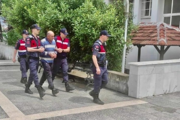 Eski sevgilisini &ouml;ld&uuml;rmeden &ouml;nce oğluna tehdit mesajı g&ouml;ndermiş