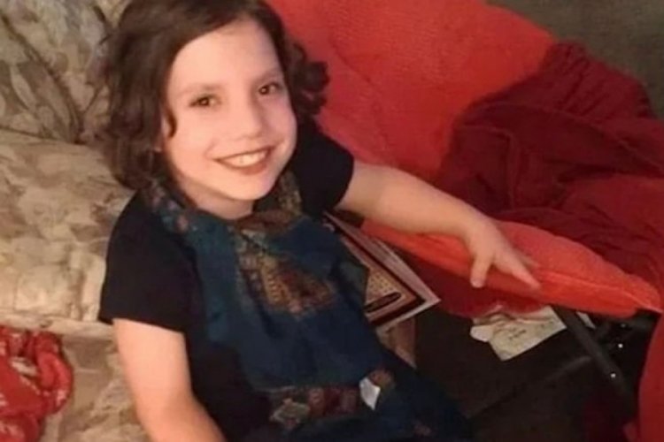 Evlat edindikleri &ccedil;ocuk, c&uuml;ce kadın &ccedil;ıktı! Yeni detaylar ortaya sa&ccedil;ıldı