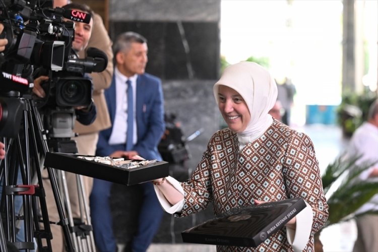 Bursa Milletvekilleri kayıt yaptırıyor