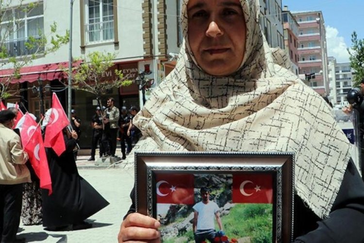 Van'da ailelerin evlat n&ouml;beti bu hafta da devam etti