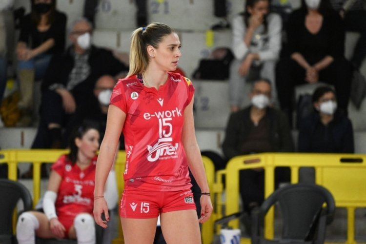 Eczacıbaşı, Jovana Stevanovic'i transfer etti