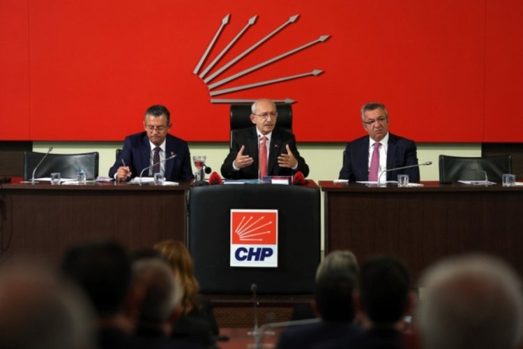 CHP Genel Başkanı Kılı&ccedil;daroğlu, yeni milletvekilleri ile buluştu