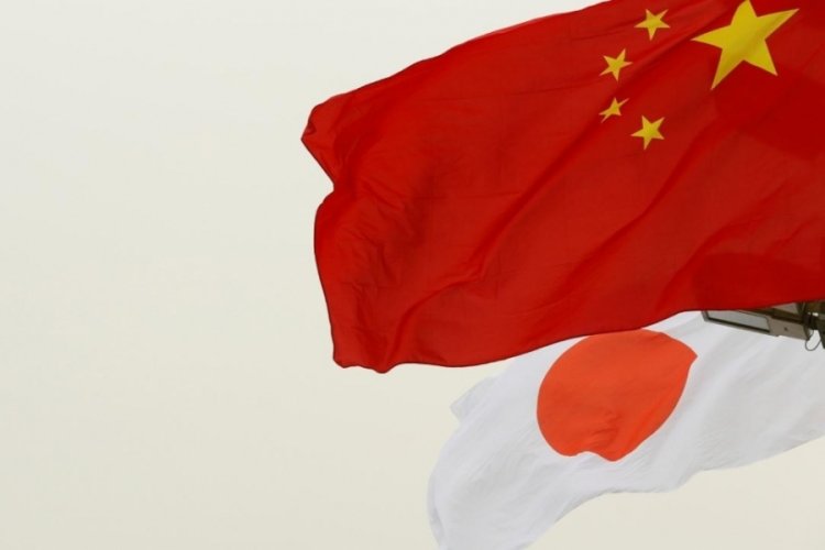 Japonya ve &Ccedil;in savunma bakanları, askeri diyaloğun s&uuml;rd&uuml;r&uuml;lmesi konusunda anlaştı