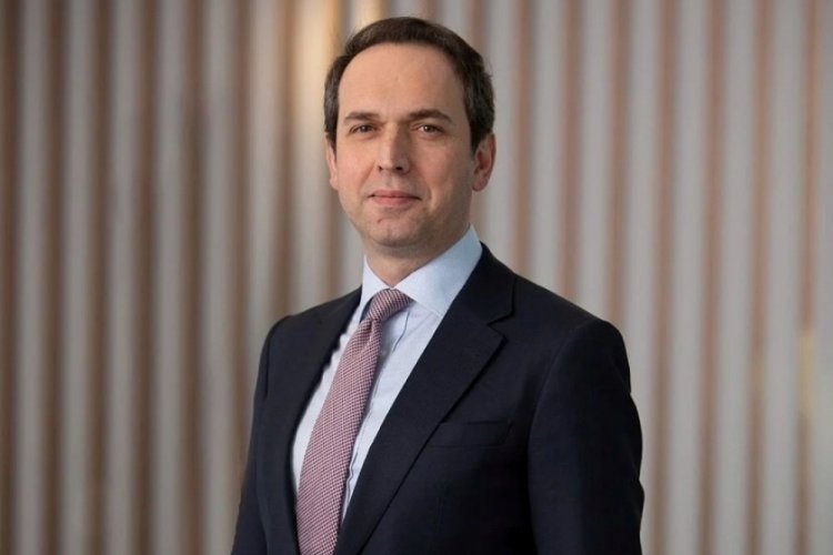 Alparslan Bayraktar kimdir?