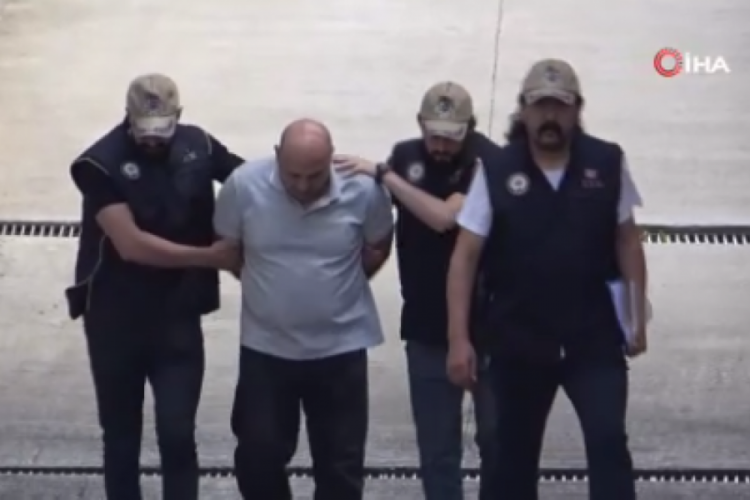 Adana'da FET&Ouml;'den hapis cezasıyla aranan eski polis yakalandı