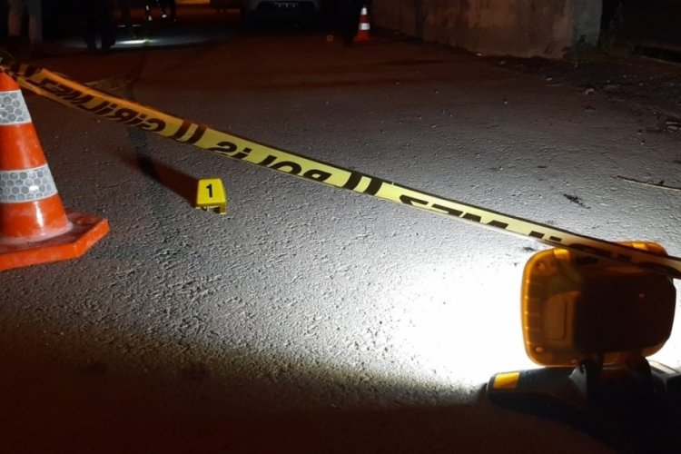 Birbirlerine ateş a&ccedil;ıp ka&ccedil;tılar, ortalık savaş alanına d&ouml;nd&uuml;