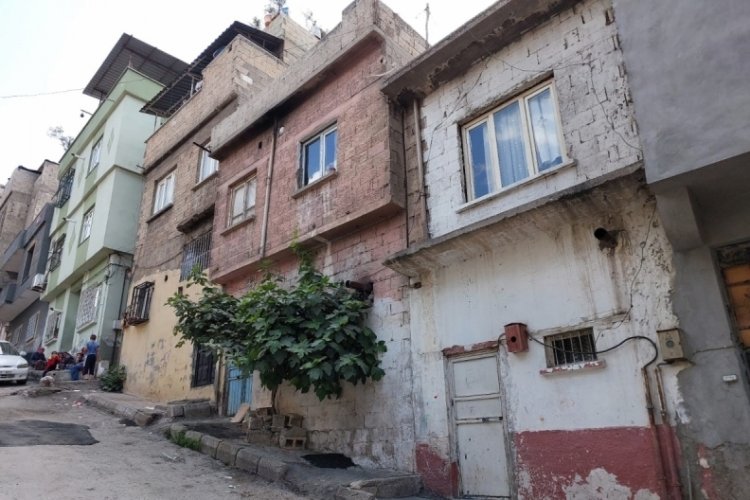 Gaziantep'te &ccedil;anak anteni d&uuml;zeltirken d&uuml;şt&uuml;! Hayatını kaybetti
