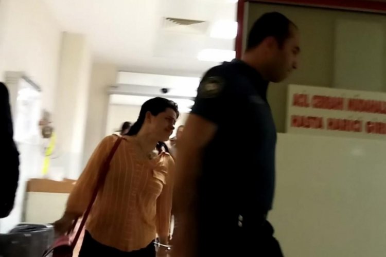 Bursa'da &ouml;fkeli kadın ayrılmak isteyen sevgilisini bı&ccedil;akladı