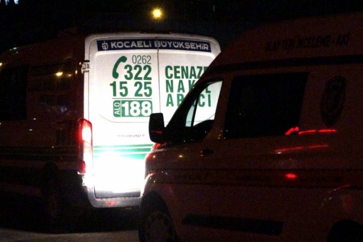 Kocaeli'nde akrabalar arasında kan aktı: &Ouml;l&uuml; ve yaralılar var