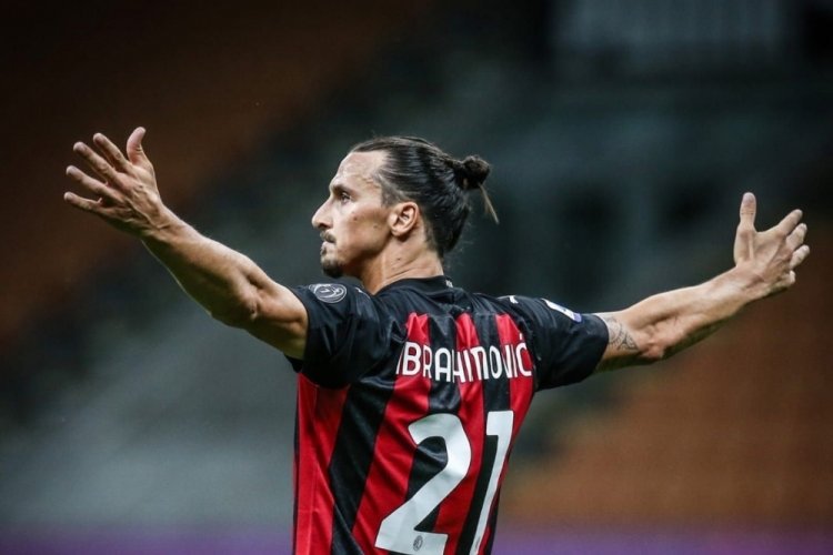 Zlatan İbrahimovi&ccedil; futbolu bıraktı!