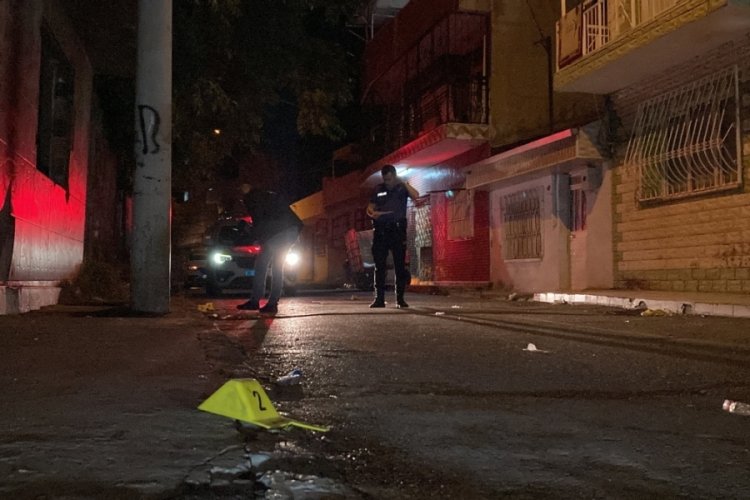 İzmir'de silahla başından vurulan adam yaşama tutunamadı