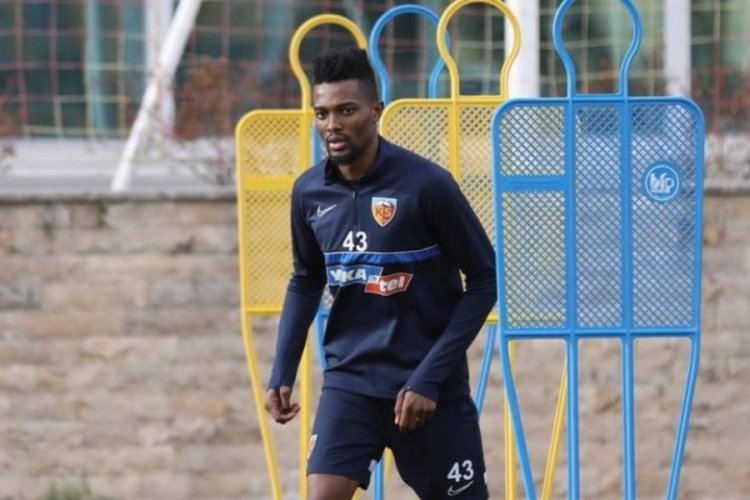 Mensah, Kayserispor'dan ayrıldı