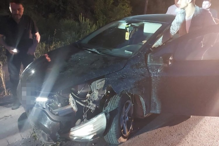 Zonguldak'ta tır ile otomobil &ccedil;arpıştı