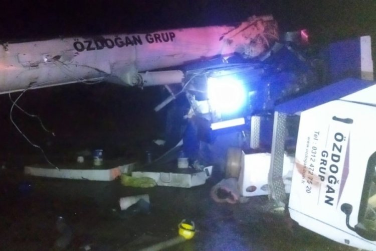 Sivas'ta rampada freni patlayan vin&ccedil; devrildi: 1 &ouml;l&uuml;