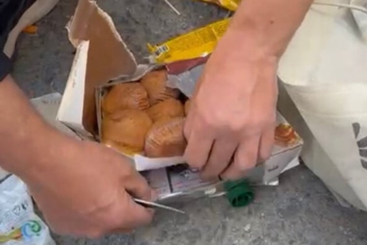 Ağrı'da İran uyruklu şahısların &uuml;zerinden 3010 adet ka&ccedil;ak sigara ele ge&ccedil;irildi
