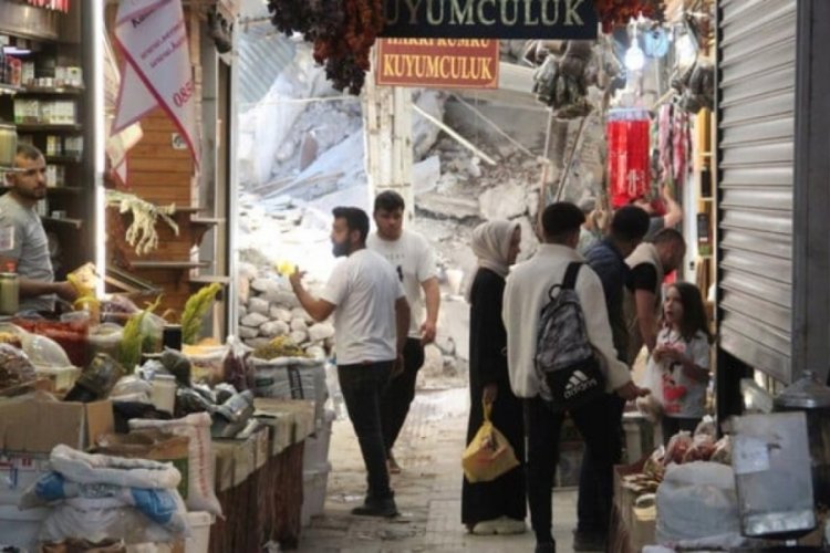 Deprem felaketinin ardından Hatay'da 200 iş yeri faaliyete ge&ccedil;ti