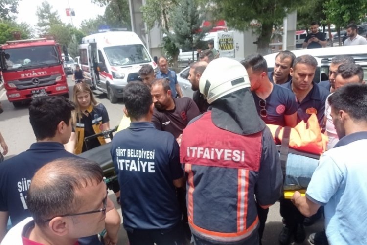 Siirt'te iki ara&ccedil; &ccedil;arpıştı: 1 yaralı