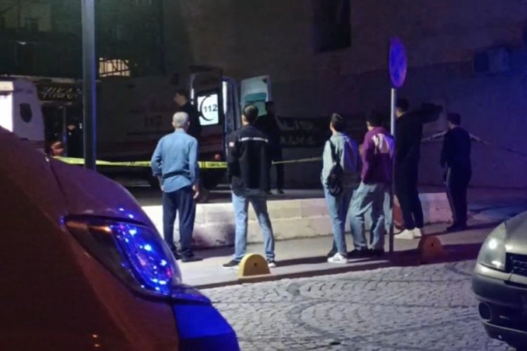 Tartıştığı şahıs tarafından kalbinden bı&ccedil;aklanarak &ouml;ld&uuml;r&uuml;ld&uuml;