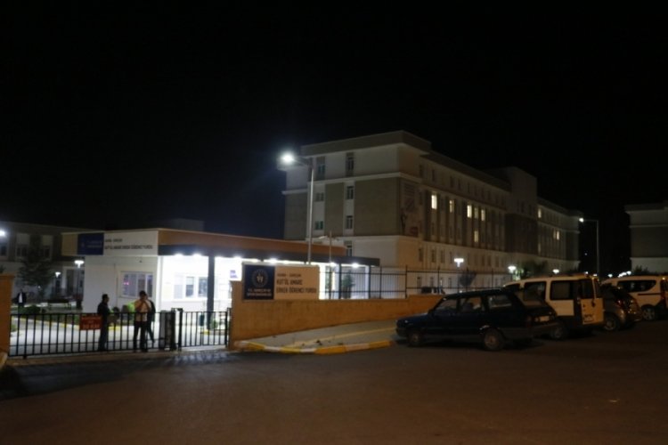 Adana'da erkek &ouml;ğrenci yurdunun g&uuml;venlik g&ouml;revlisi &ouml;ld&uuml;r&uuml;ld&uuml;