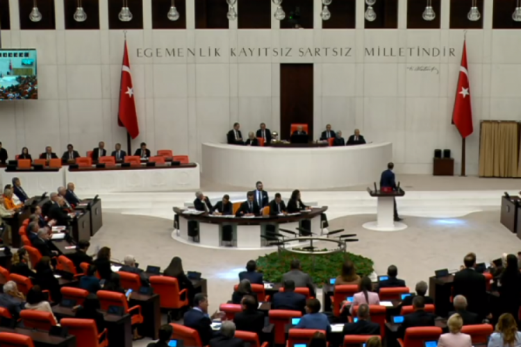 Meclis'te yemin t&ouml;reni d&uuml;zenlendi