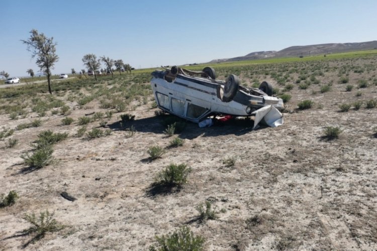 Konya'da otomobil takla attı: 1 &ouml;l&uuml;