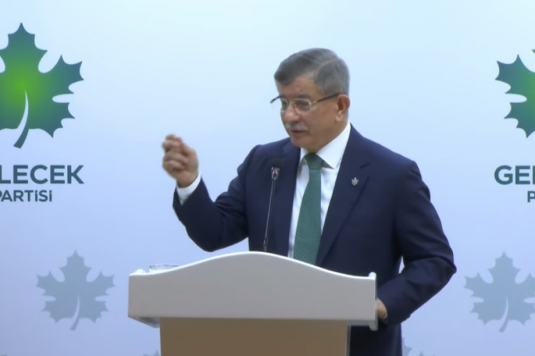 Davutoğlu: Bizi bekleyen en b&uuml;y&uuml;k tehlike yoksulluk