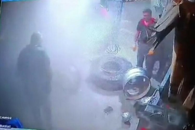 Kayseri'de kamyon lastiği hava basarken patladı! 1 yaralı
