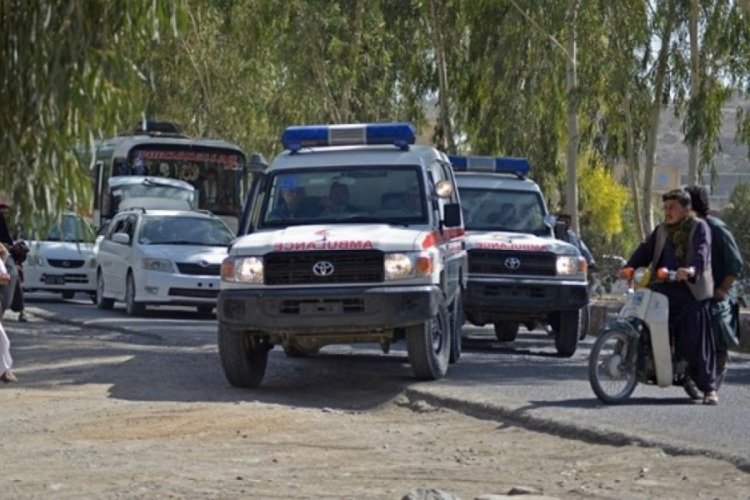 Afganistan'da camiye bombalı saldırı! 11 kişi hayatını kaybetti.