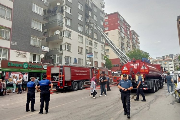 Ankara'da 10 katlı apartmanda yangın &ccedil;ıktı! &Ouml;l&uuml; ve yaralılar var