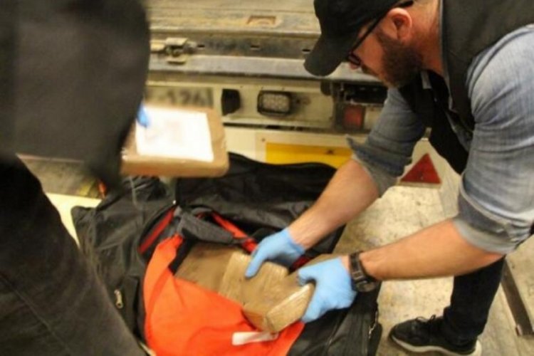 Kapıkule'de 358 kilo uyuşturucu ele ge&ccedil;irildi: 7 kişi g&ouml;zaltına alındı