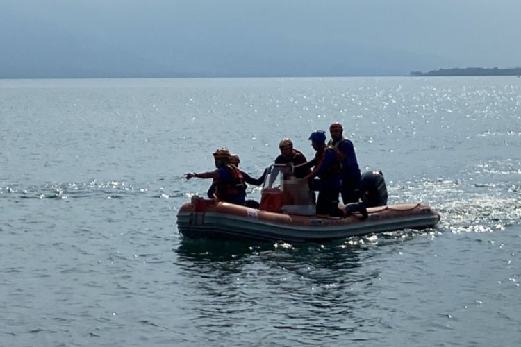 17 yaşındaki gen&ccedil; Sapanca G&ouml;l&uuml;'nde boğularak hayatını kaybetti