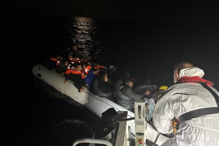 &Ccedil;anakkale a&ccedil;ıklarında 114 g&ouml;&ccedil;men yakalandı