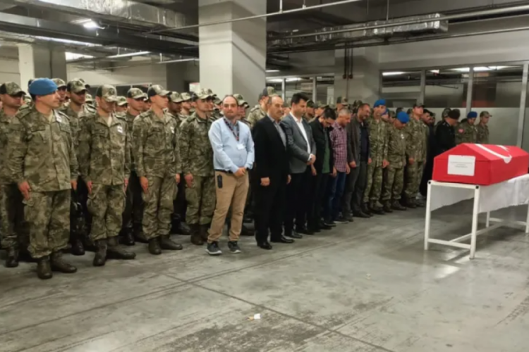 Isparta'da eğitimde fenalaşan askeri &ouml;ğrenci hayatını kaybetti