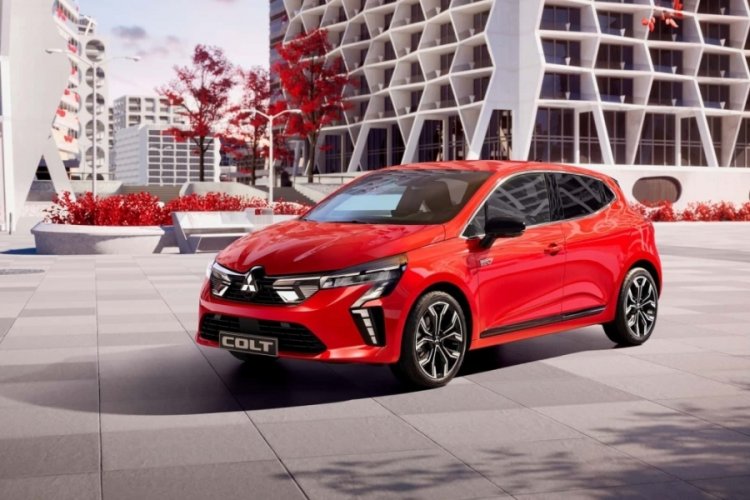 Emre &Ouml;zpeynirci: Clio'nun ikizi Bursalı Mitsubishi