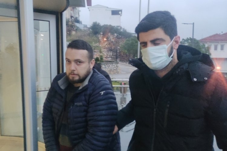 Bursa'da babasını &ouml;ld&uuml;rm&uuml;şt&uuml; sanık i&ccedil;in 'haksız tahrik' indirimi istedi