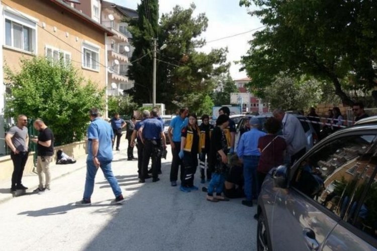 Burdur'da kafası asans&ouml;re sıkışan kadın korkun&ccedil; şekilde can verdi